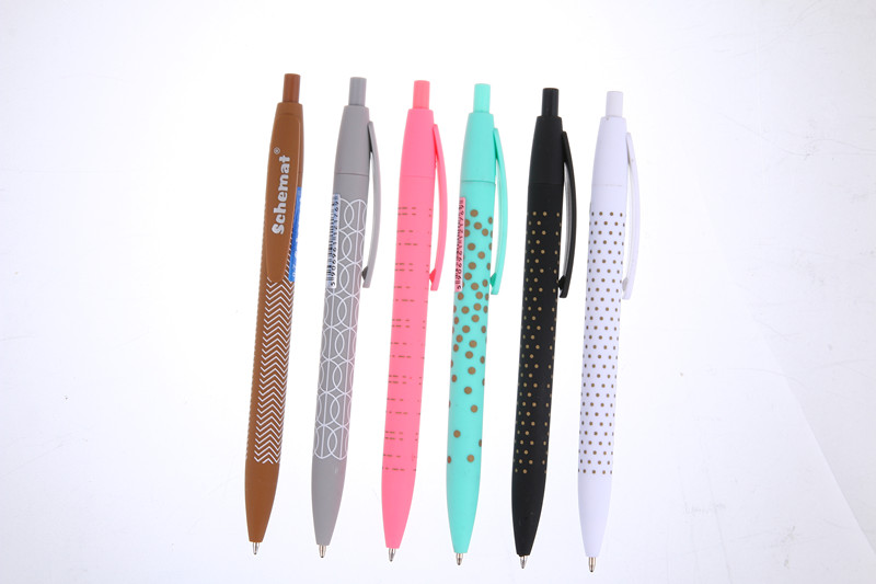 WP5471  plastic ballpoint pen